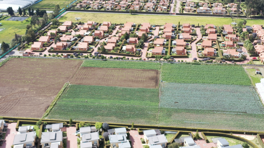 Lote en venta en Canelon, Cajicá, 44000 m² · foto 2 de 24