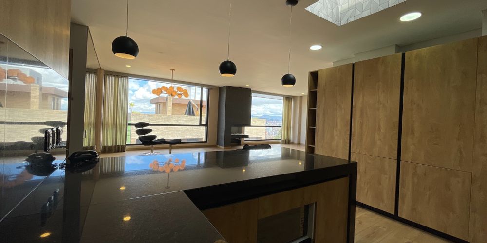 Apartamento en venta en Los Rosales, Bogotá · foto 8 de 24