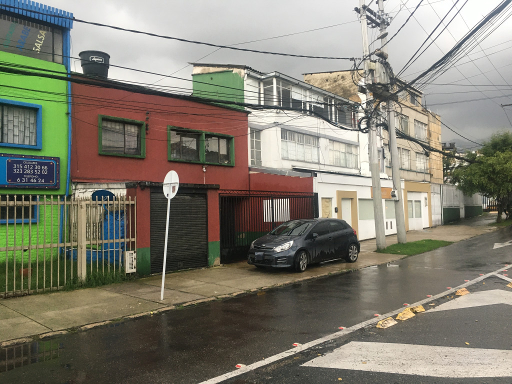 Casa en venta en La Soledad, Bogotá · foto 2 de 24