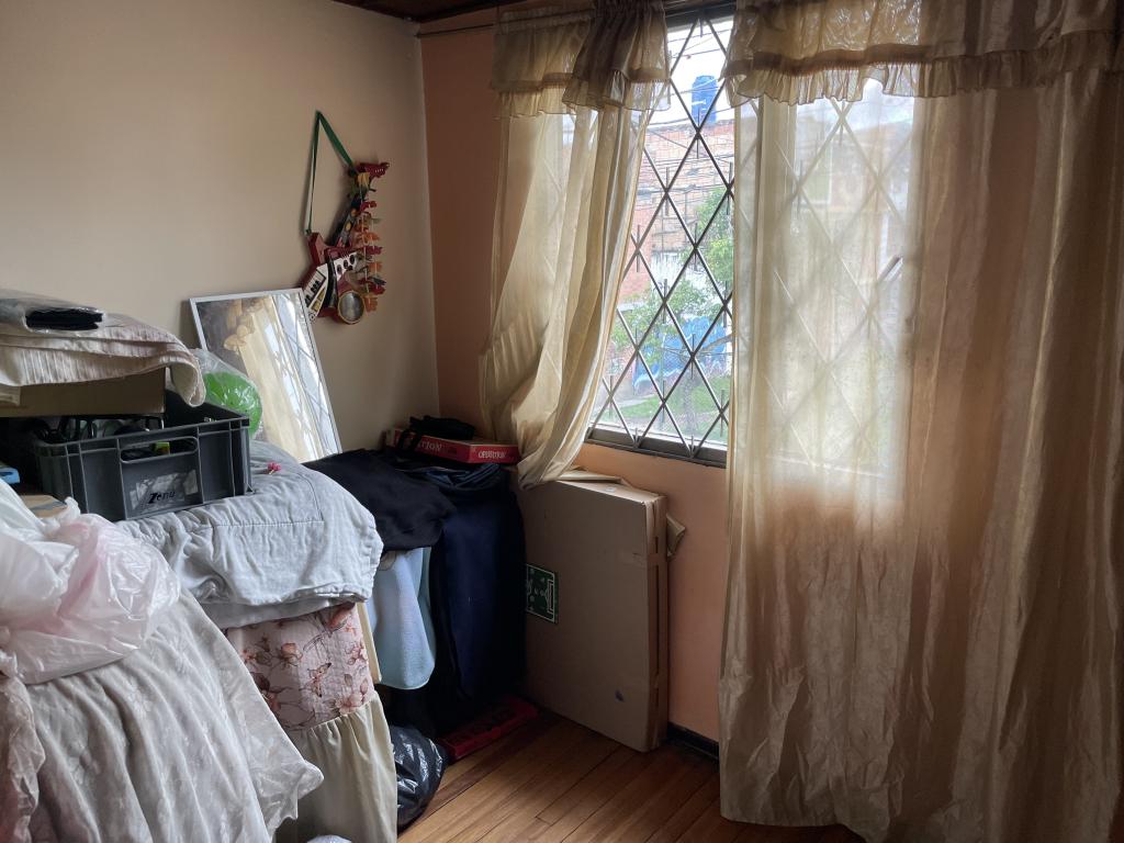 Casa en venta en Laguneta, Bogotá · foto 12 de 24