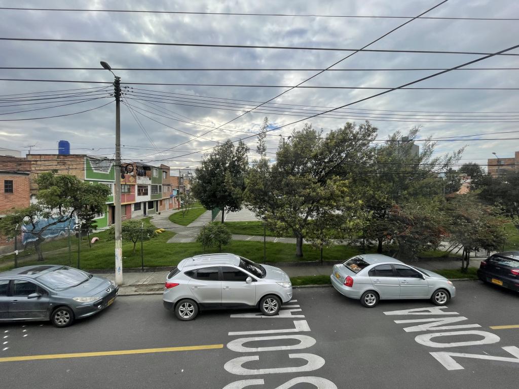 Casa en venta en Laguneta, Bogotá · foto 21 de 24
