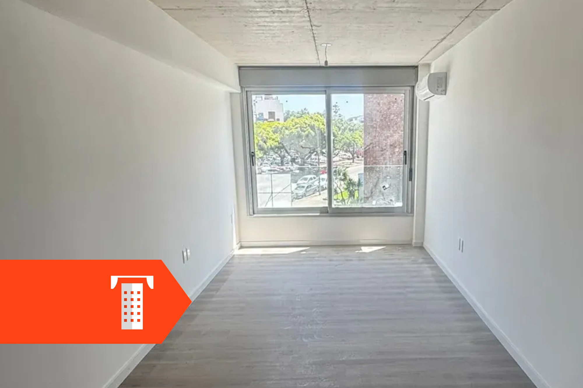 Alquiler Apartamento Monoambiente Puerto Buceo Patio Con Parillero Y Garage 1317 Studio - Rh-12212