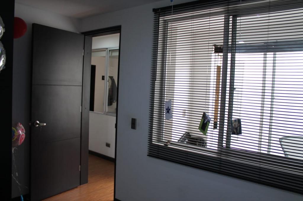 Casa en venta en Santa Maria Del Lago, Bogotá · foto 3 de 24