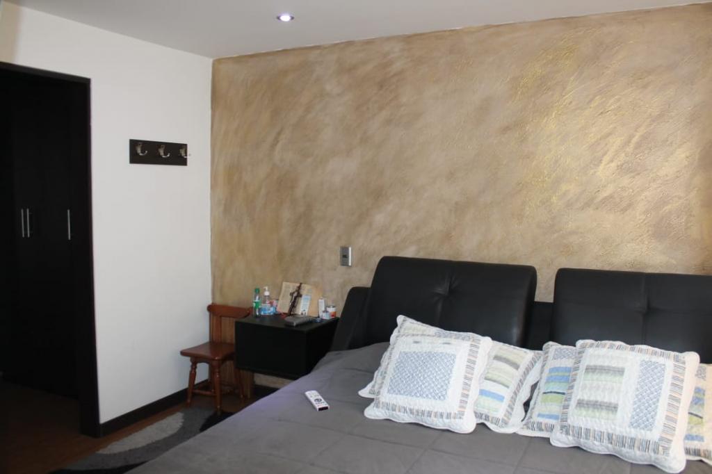 Casa en venta en Santa Maria Del Lago, Bogotá · foto 11 de 24