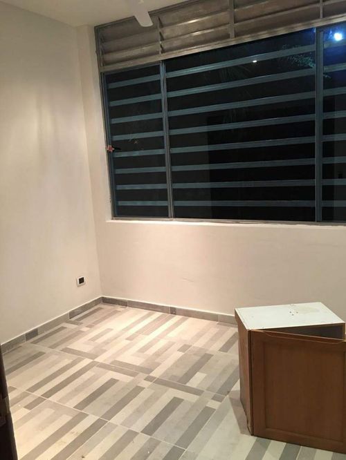 Casa de 7 alcobas en venta en Ricaurte, 320 m² · foto 18 de 24