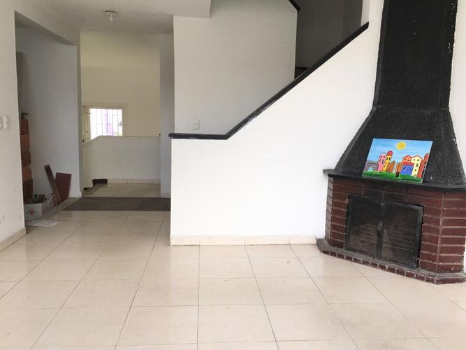Casa de 4 alcobas en venta en Andes Norte, Bogotá, 276 m² · foto 9 de 24