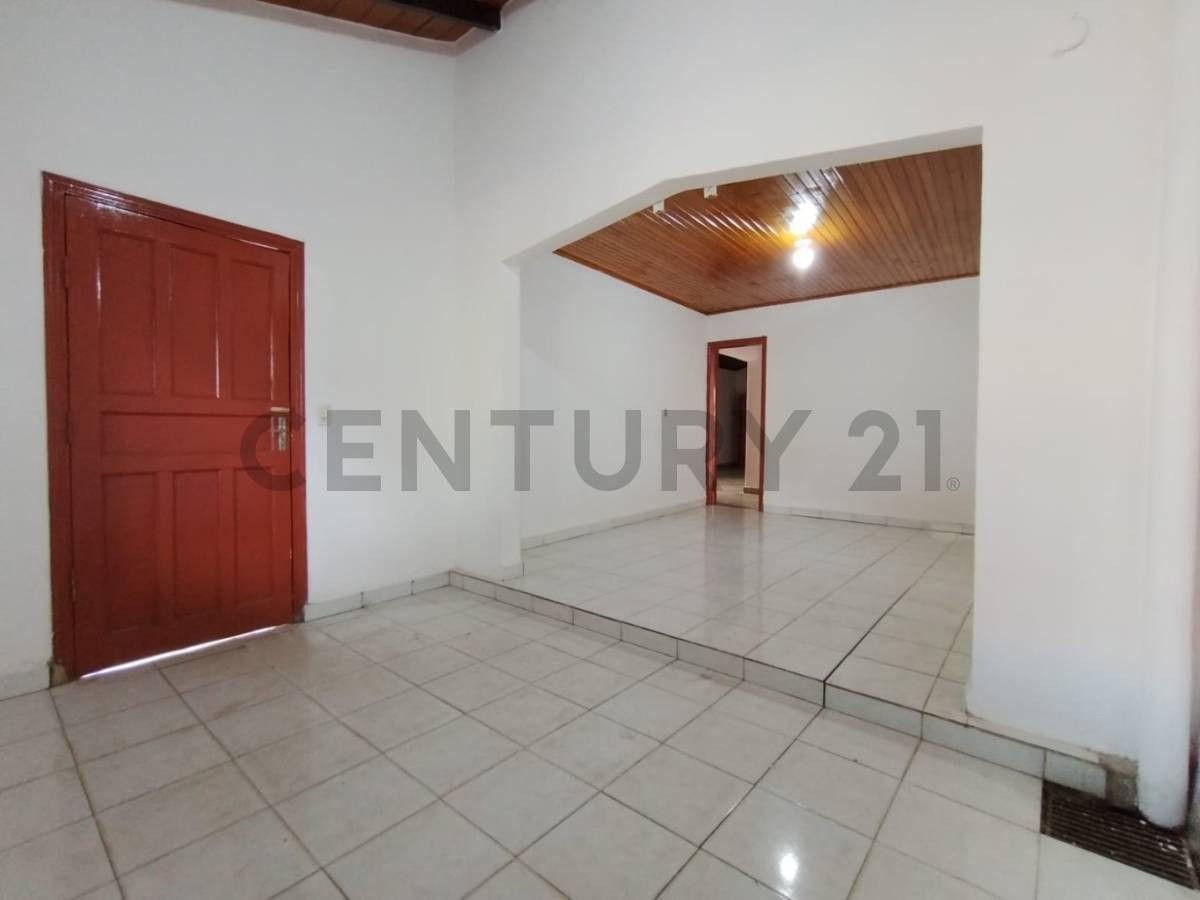 Amplia Casa en Venta en Puerto Pabla, Lambaré — foto 2