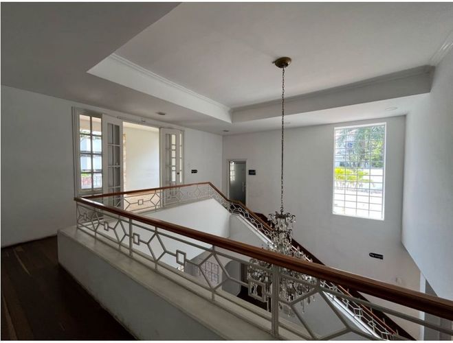Casa de 7 alcobas en venta en Santa Teresita, Cali, 757 m² · foto 14 de 15