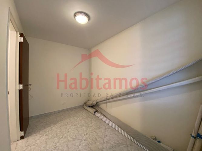Apartamento de 4 alcobas en venta en Conquistadores, Medellín, 145 m² · foto 6 de 13