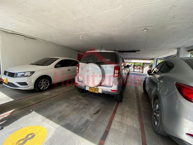 Apartamento de 4 alcobas en venta en Conquistadores, Medellín, 145 m² · foto 13 de 13