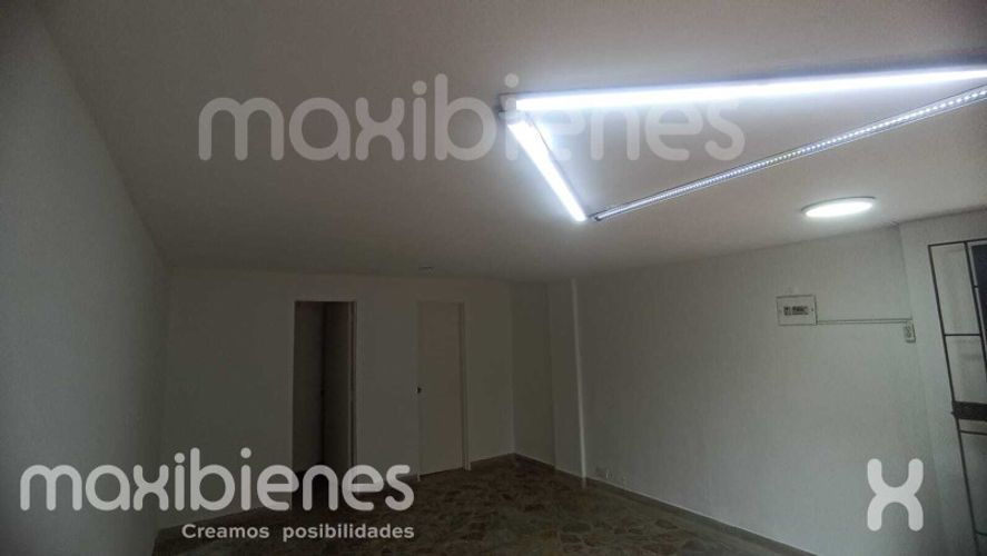 Local en arriendo en Bombona No.1, Medellín, 25 m² · foto 9 de 9