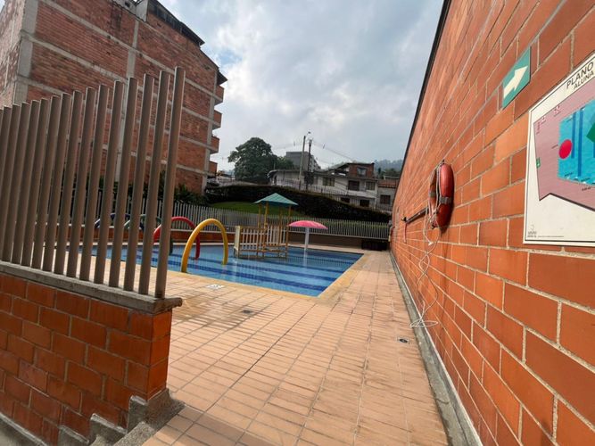 Apartamento de 2 alcobas en venta en Las Antillas, Envigado, 67 m² · foto 18 de 24