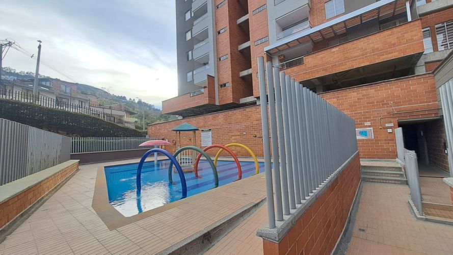 Apartamento de 2 alcobas en venta en Las Antillas, Envigado, 67 m² · foto 19 de 24
