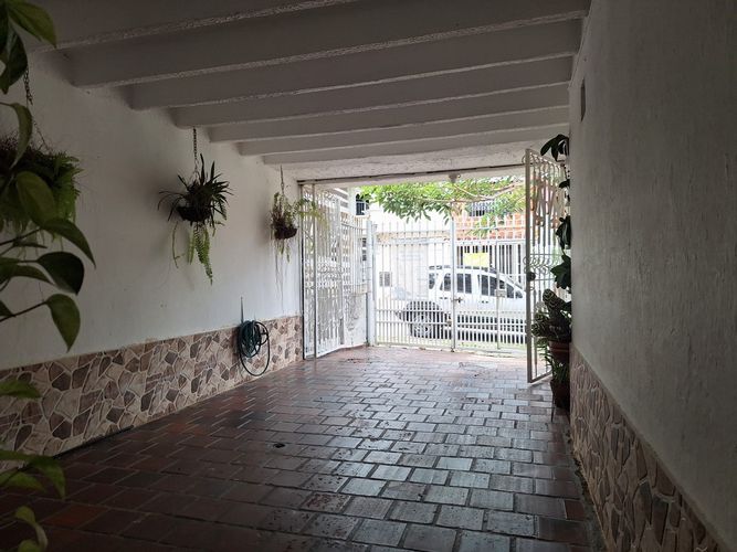 Casa de 4 alcobas en venta en Granjas De Provenza, Bucaramanga, 161 m² · foto 5 de 20