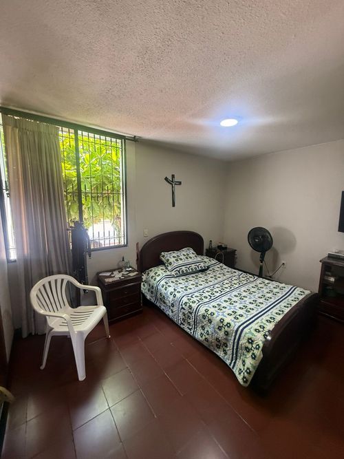 Casa de 6 alcobas en venta en La Ceiba, Bucaramanga, 230 m² · foto 14 de 24