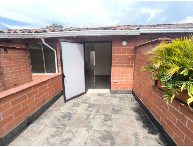Casa de 4 alcobas en venta en La Aldea, La Estrella, 156 m² · foto 23 de 24