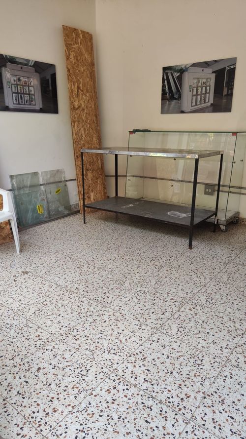 Bodega en venta en Cabañas, Bello, 800 m² · foto 3 de 22