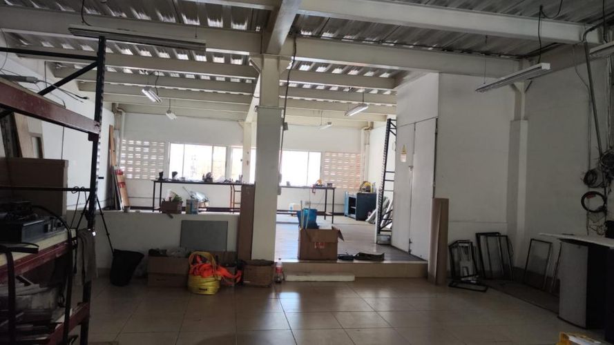 Bodega en venta en Cabañas, Bello, 800 m² · foto 5 de 22