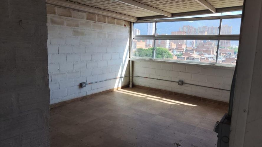 Bodega en venta en Cabañas, Bello, 800 m² · foto 17 de 22