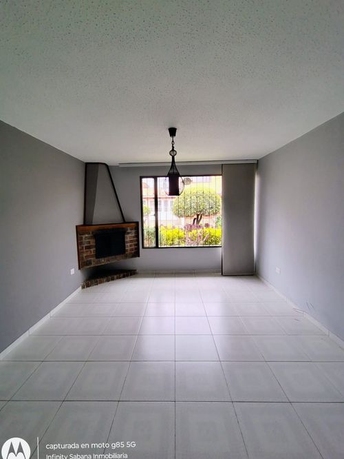 Casa de 6 alcobas en venta en Los Zipas, Chía, 184 m² · foto 3 de 24