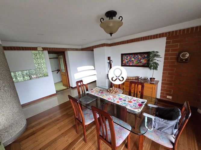 Apartamento de 3 alcobas en venta en La Florida, Medellín, 190 m² · foto 5 de 24