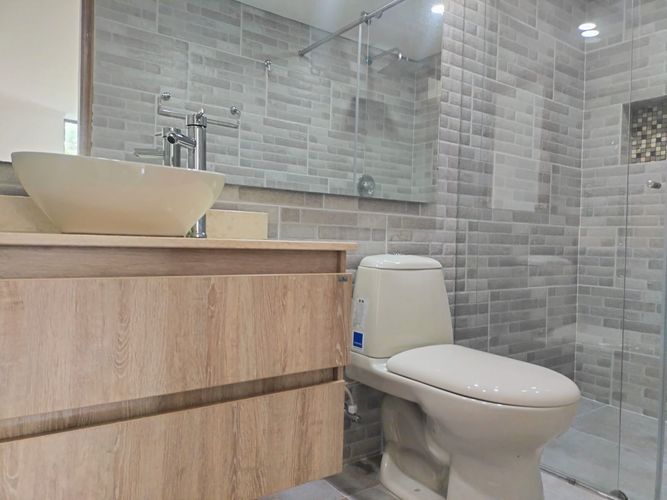 Apartamento de 3 alcobas en arriendo en El Poblado, Medellín, 118 m² · foto 14 de 14