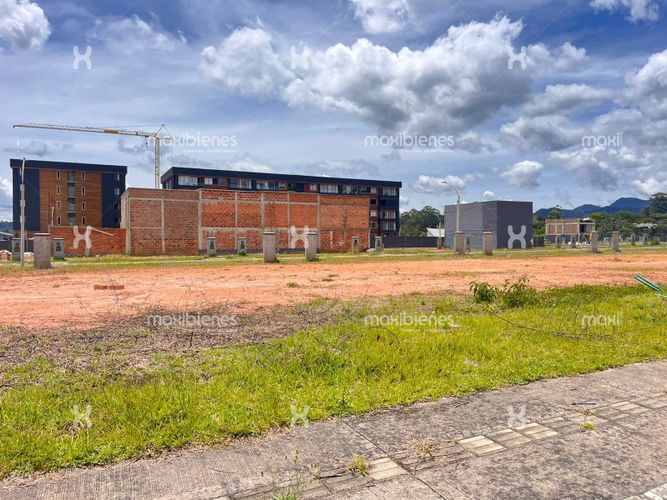 Lote en venta en El Tambo, La Ceja, 70 m² · foto 2 de 5