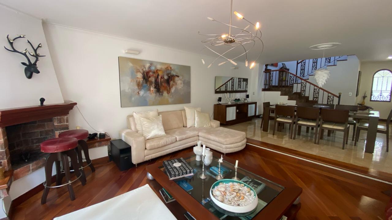 Casa en venta en El Poblado, Medellín 4