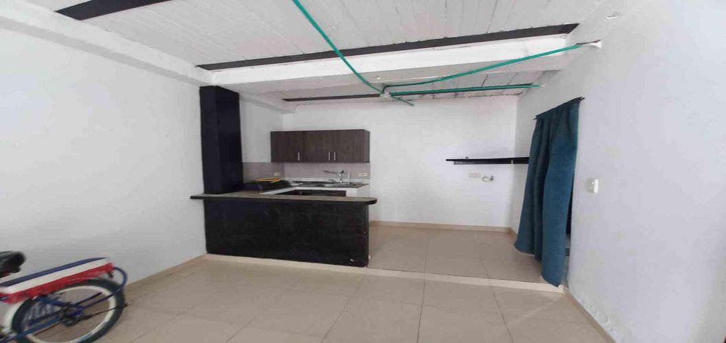 Local en arriendo en Maraya, Pereira, 17 m² · foto 2 de 10