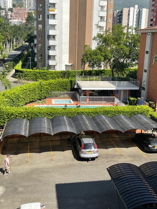 Apartamento de 3 alcobas en venta en La Flora, Cali, 87 m² · foto 16 de 18