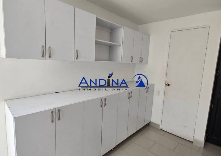 Casa de 3 alcobas en venta en Loma De Los Bernal, Medellín, 190 m² · foto 5 de 20