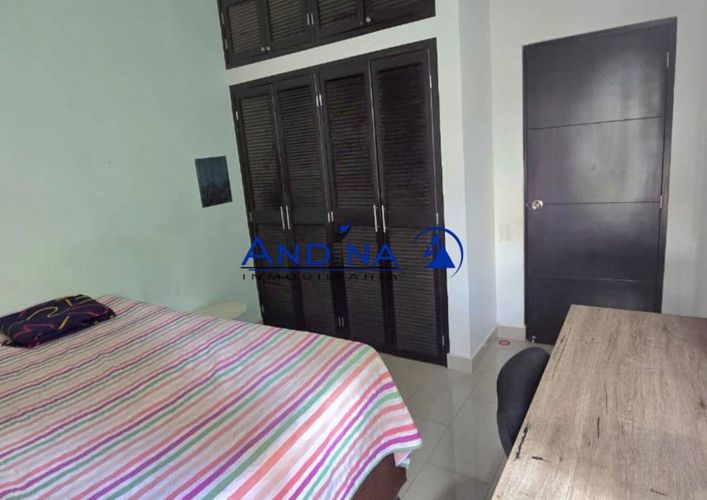 Casa de 3 alcobas en venta en Loma De Los Bernal, Medellín, 190 m² · foto 14 de 20