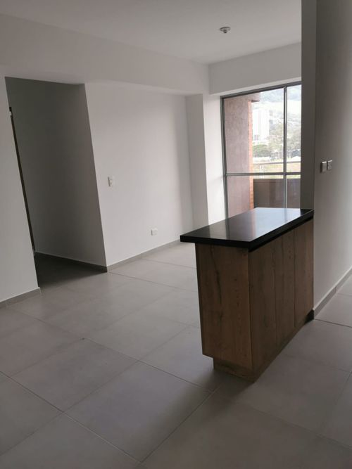 Apartamento de 3 alcobas en venta en Pachelly, Bello, 69 m² · foto 8 de 14