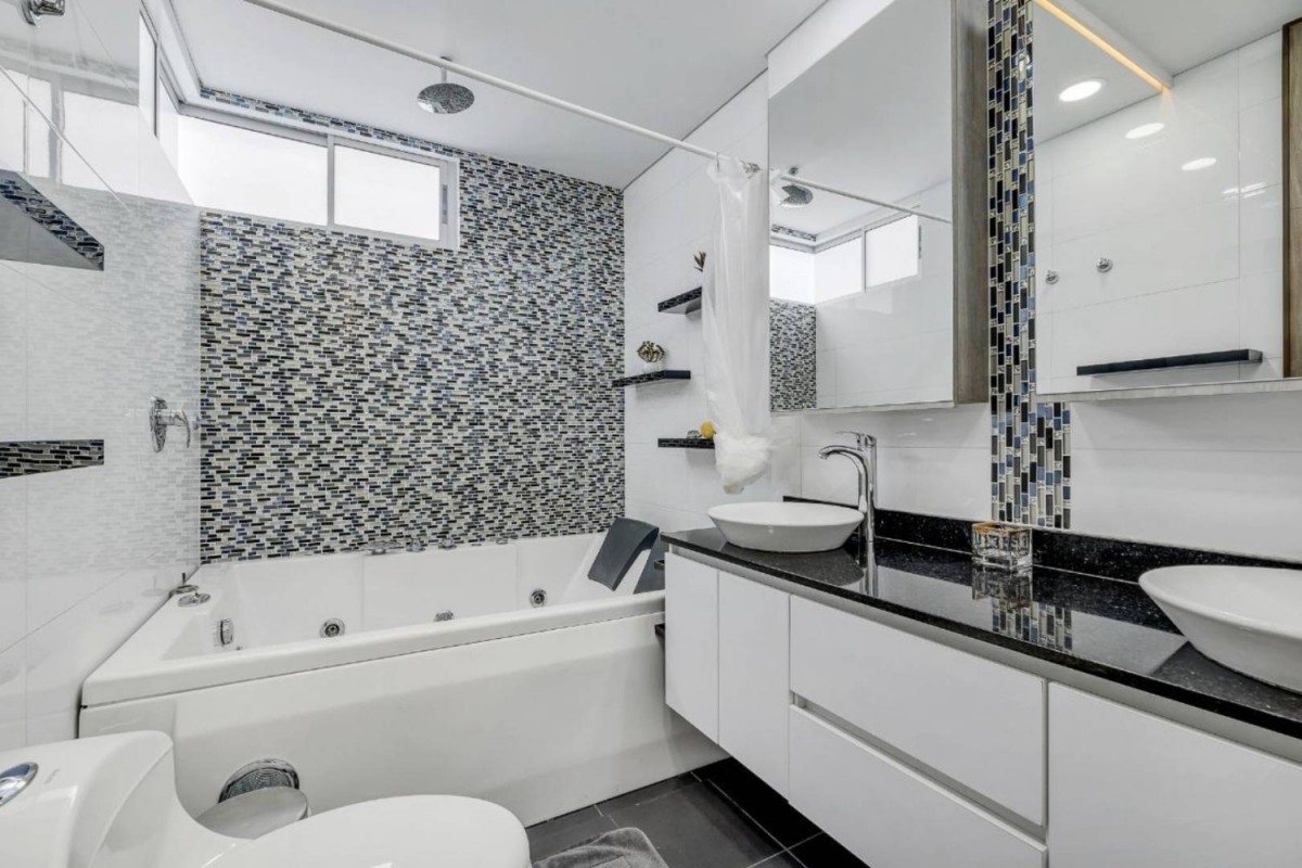 Apartamento en arriendo en Castropol, Medellín · foto 13 de 19