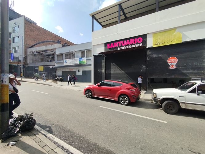 Local en arriendo en Bombona No.1, Medellín, 95 m² · foto 9 de 10