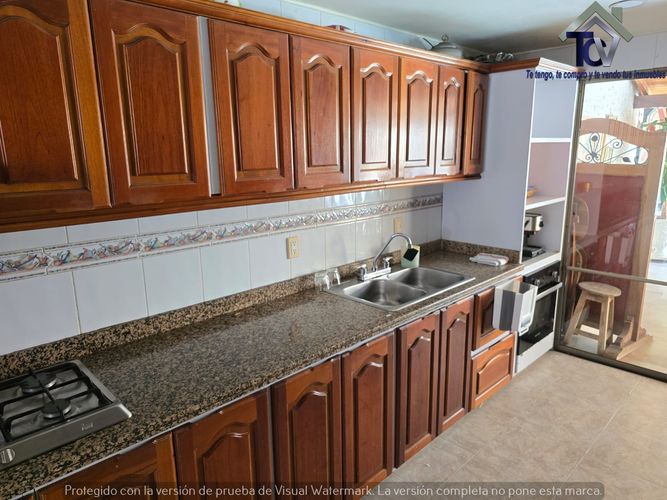 Casa de 6 alcobas en venta en Lagos Del Cacique, Bucaramanga, 295 m² · foto 3 de 24