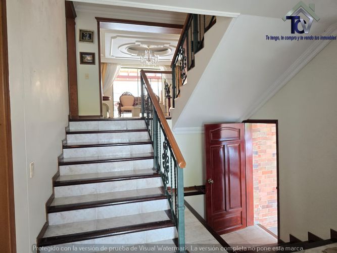 Casa de 6 alcobas en venta en Lagos Del Cacique, Bucaramanga, 295 m² · foto 10 de 24