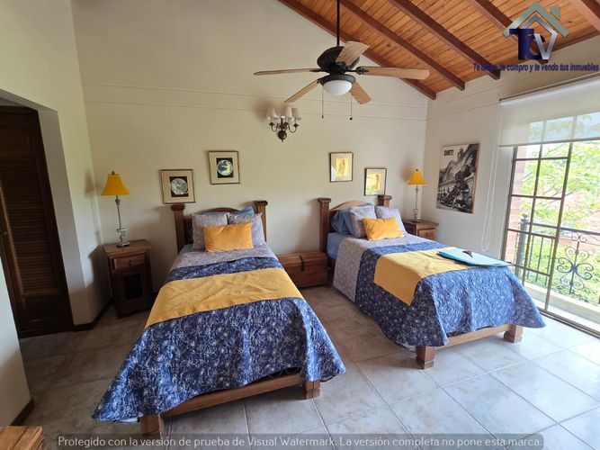 Casa de 6 alcobas en venta en Lagos Del Cacique, Bucaramanga, 295 m² · foto 15 de 24