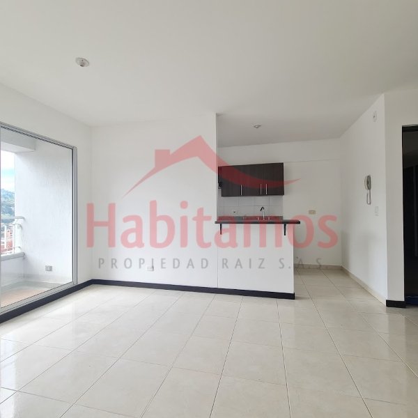 Apartamento en venta en Glorieta Pilsen, Itagüí · foto 3 de 20