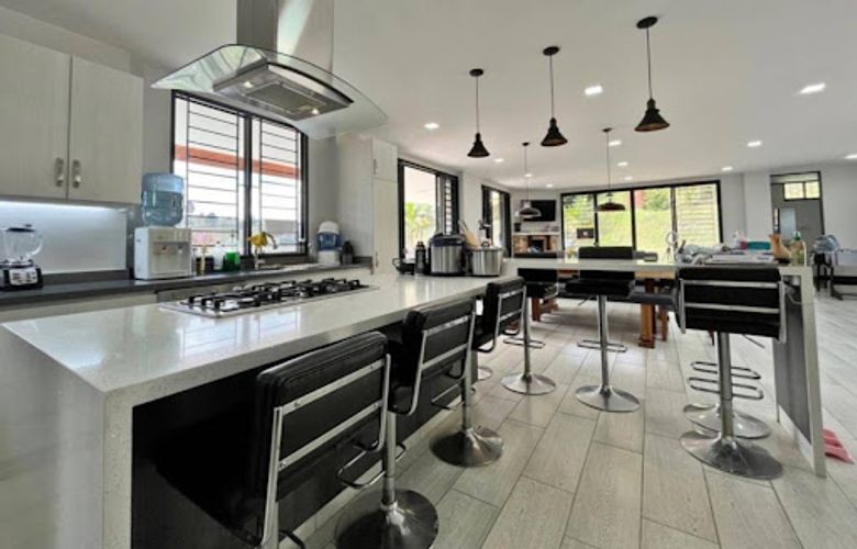 Casa de 4 alcobas en venta en San Luis, Rionegro, 360 m² · foto 6 de 24