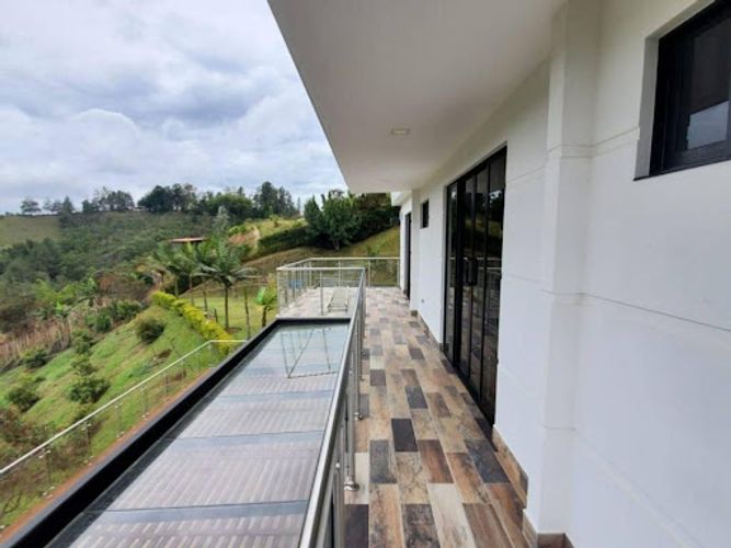 Casa de 4 alcobas en venta en San Luis, Rionegro, 360 m² · foto 10 de 24