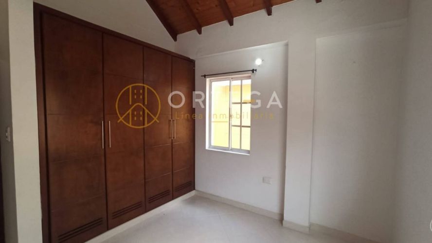 Casa de 4 alcobas en venta en Anillo Vial, Floridablanca, 234 m² · foto 16 de 24