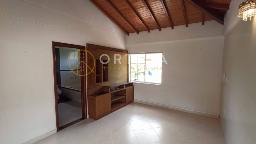 Casa de 4 alcobas en venta en Anillo Vial, Floridablanca, 234 m² · foto 22 de 24