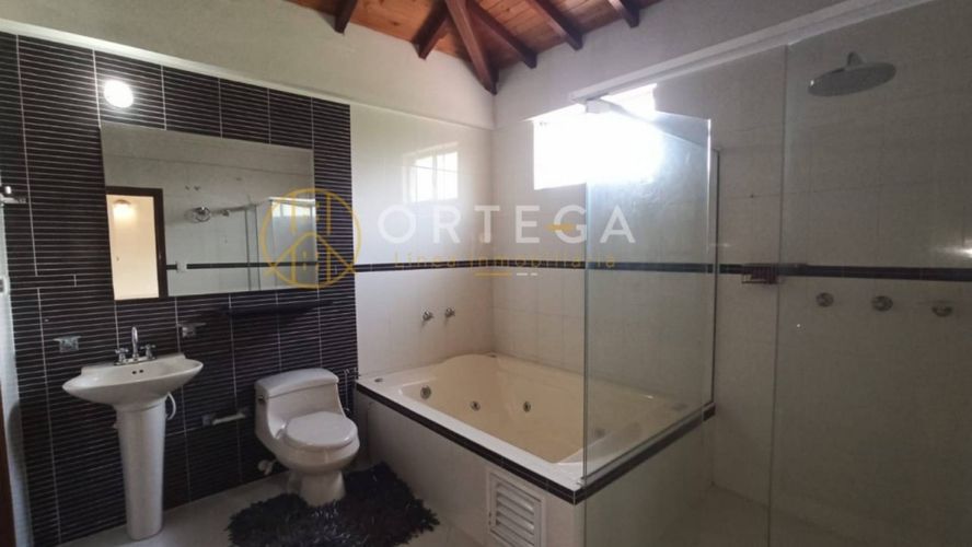 Casa de 4 alcobas en venta en Anillo Vial, Floridablanca, 234 m² · foto 24 de 24