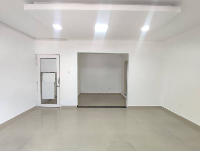 Oficina en arriendo en Cabecera Del Llano, Bucaramanga, 50 m² · foto 2 de 5