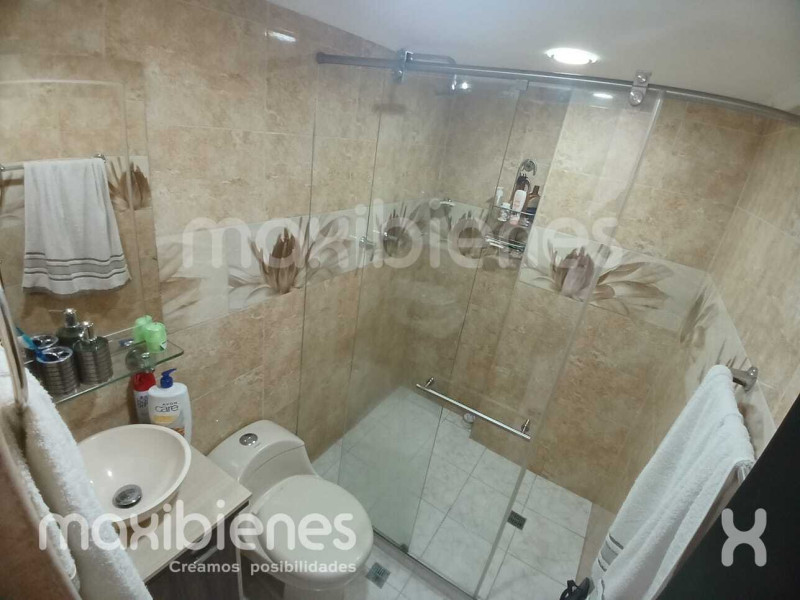 Apartamento en venta en Belén Los Alpes, Medellín · foto 8 de 13
