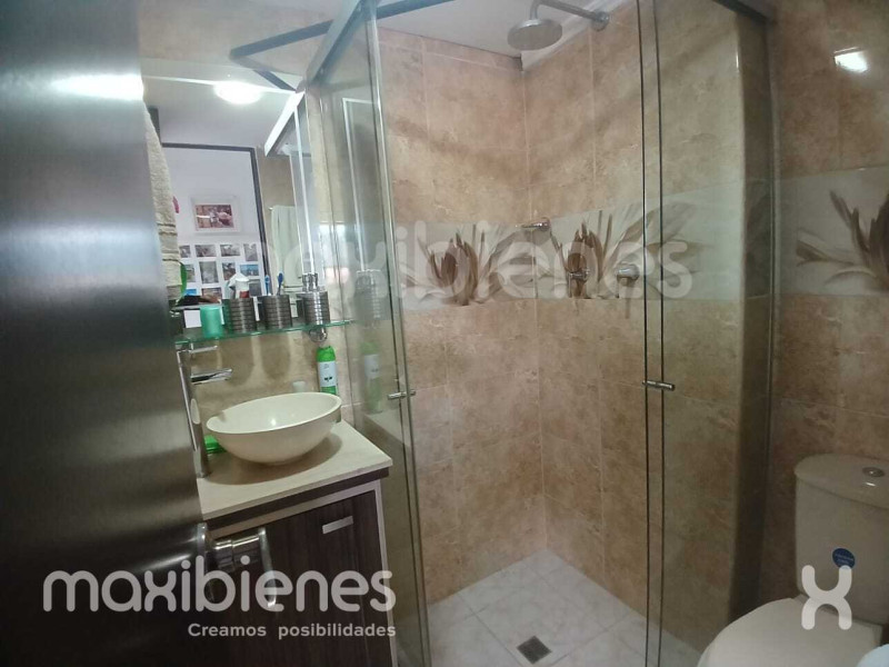 Apartamento en venta en Belén Los Alpes, Medellín · foto 9 de 13
