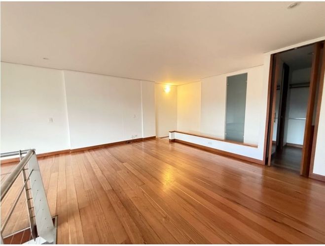 Apartaestudio en arriendo en Los Parra, Medellín, 74 m² · foto 4 de 9