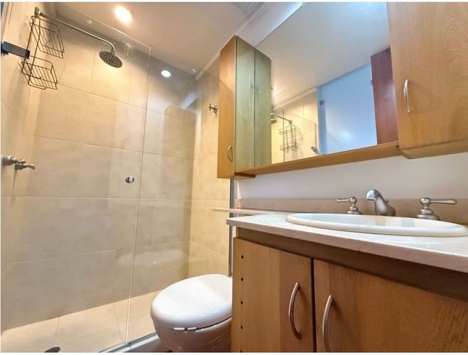 Apartaestudio en arriendo en Los Parra, Medellín, 74 m² · foto 3 de 9
