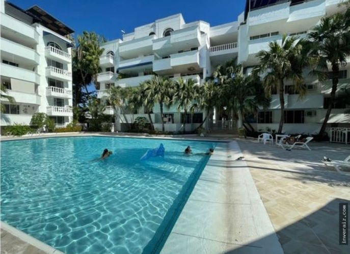 Apartamento de 3 alcobas en venta en Cn. Lagos Del Peñon, Girardot, 177 m² · foto 2 de 12